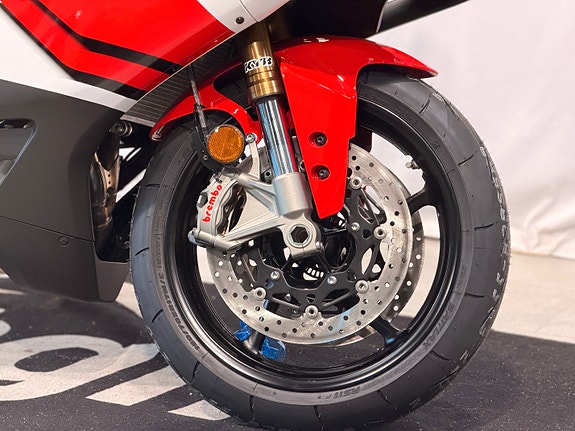 Yamaha R9 70TH EDITION // Med eksos og avslag på sykkelen 27 of 27
