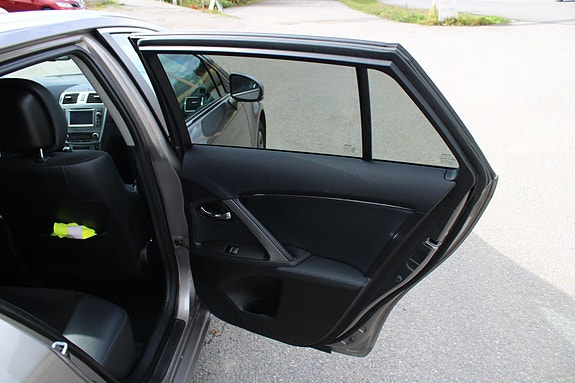 Toyota Avensis 16 of 30