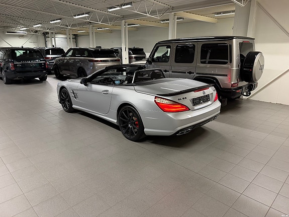 Mercedes-Benz SL63 22 of 25