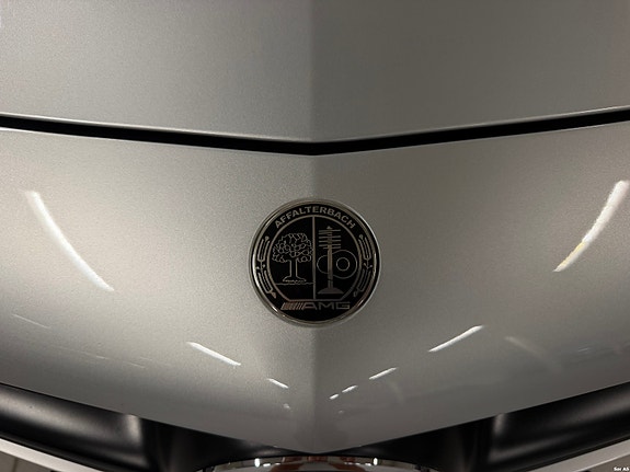Mercedes-Benz SL63 23 of 25