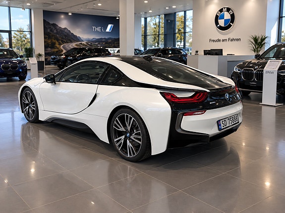 BMW i8 4 of 21