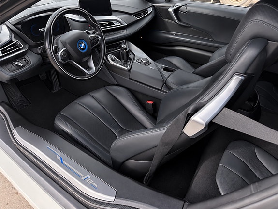 BMW i8 8 of 21