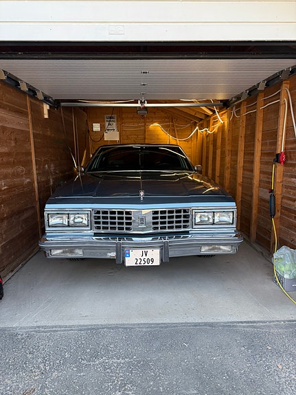 Oldsmobile Cutlass 9 of 12