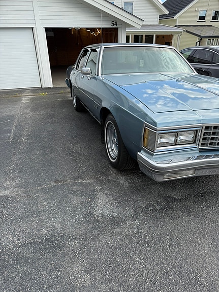 Oldsmobile Cutlass 3 of 12
