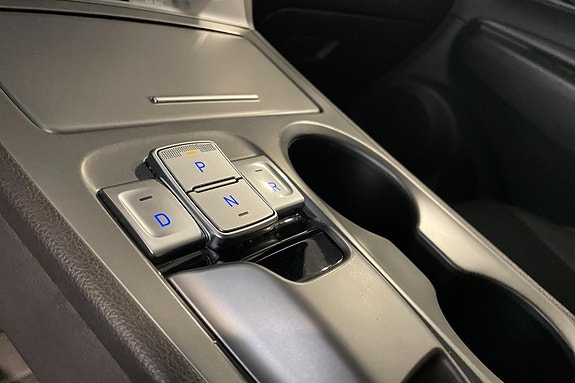 Hyundai Kona 14 of 28