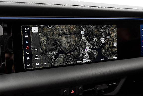 Porsche Macan 14 of 30