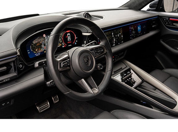 Porsche Macan 21 of 30