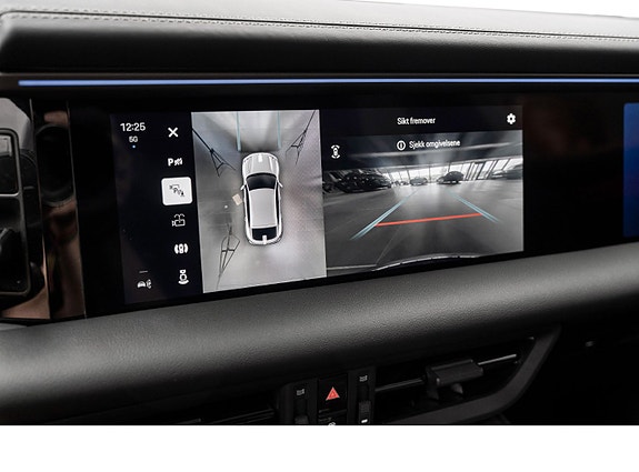 Porsche Macan 16 of 30