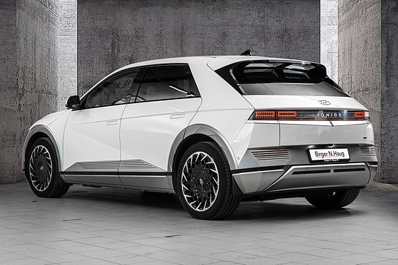 Hyundai Ioniq 5 5 of 30
