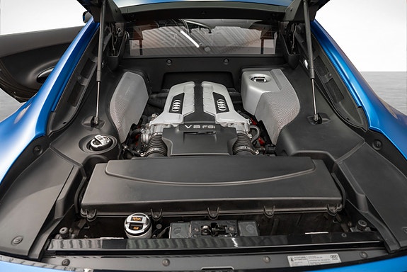 Audi R8 10 of 30