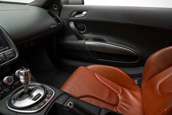 Audi R8 24 of 30