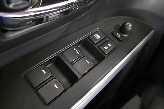 Suzuki SX4 S-Cross 17 of 26