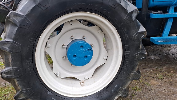 Ford 6610 10 of 12