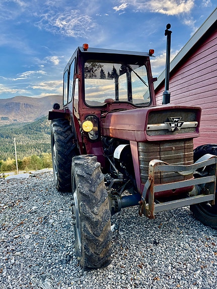Massey Ferguson 148-4 2 of 11
