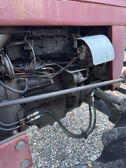 Massey Ferguson 148-4 8 of 11