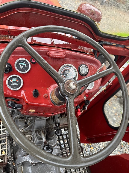 Massey Ferguson 148-4 4 of 11
