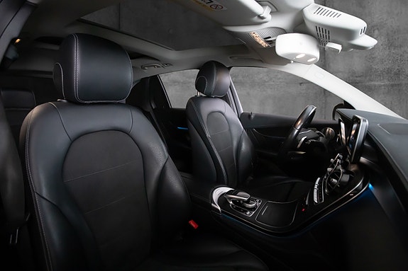 Mercedes-Benz GLC350 e 11 of 23
