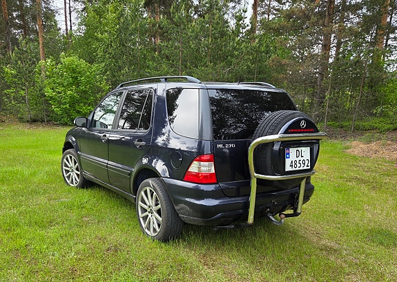 Mercedes-Benz ML270 5 of 15