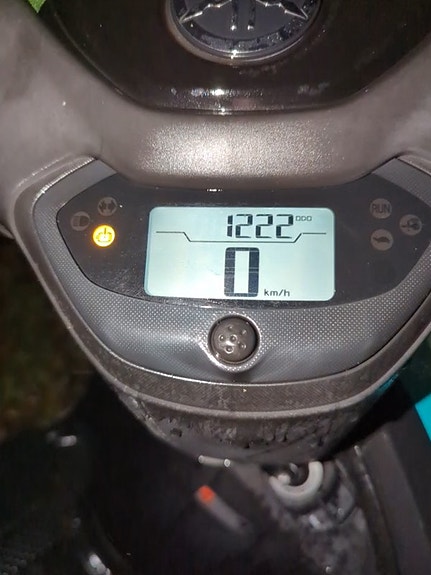 Yamaha ESS025 NEO's El-moped 5 of 9