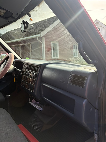 Volkswagen Caravelle 12 of 15