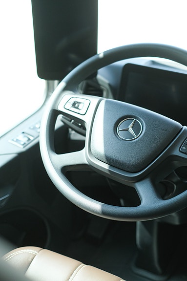 Mercedes-Benz KR Professional 7 hester 20 of 21
