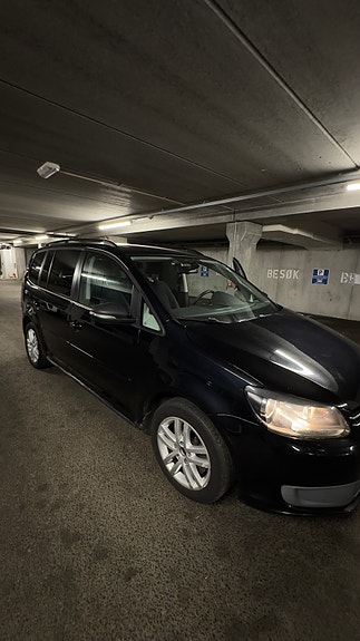 Volkswagen Touran 10 of 10
