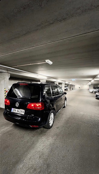 Volkswagen Touran 5 of 10