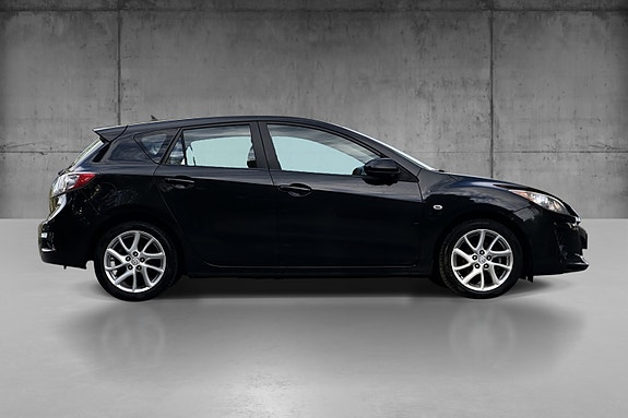 Mazda 3 4 of 9