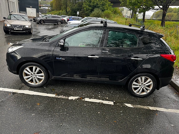 Hyundai ix35 4 of 6