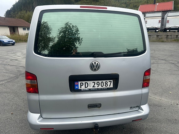 Volkswagen Transporter 2 of 8