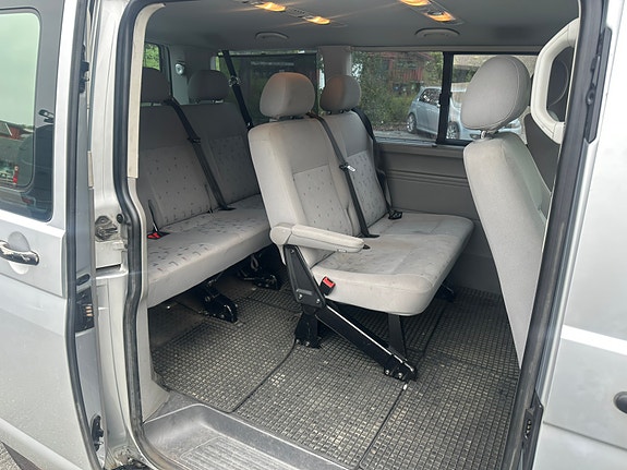 Volkswagen Transporter 4 of 8