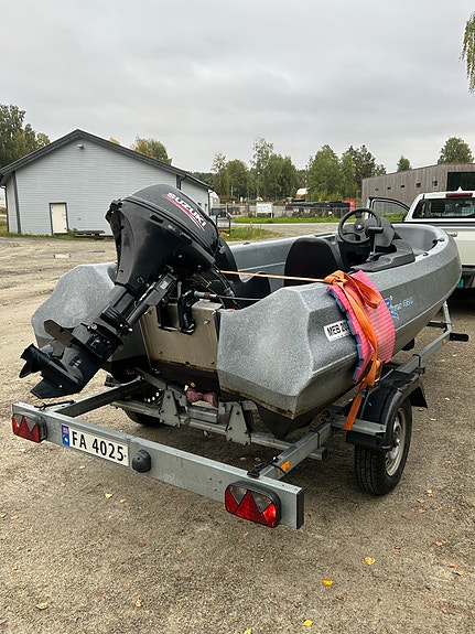 Pen River 420XR 2 of 4