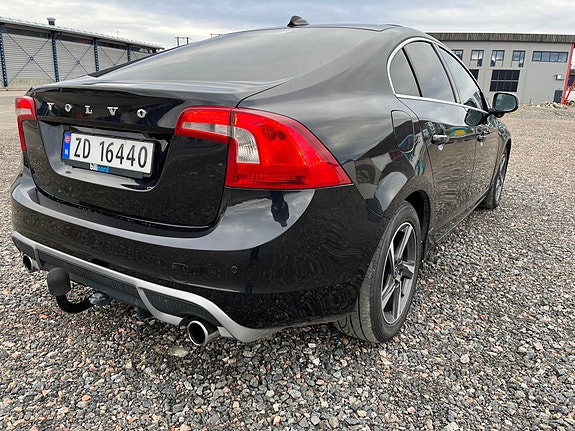 Volvo S60 8 of 25