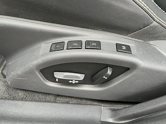 Volvo S60 13 of 25