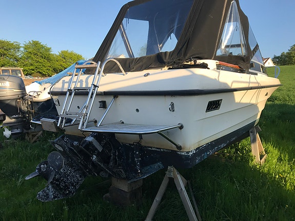 Draco 21 Sportscab 1985 – prosjekt – MerCruiser 4.3 EFI 7 of 15