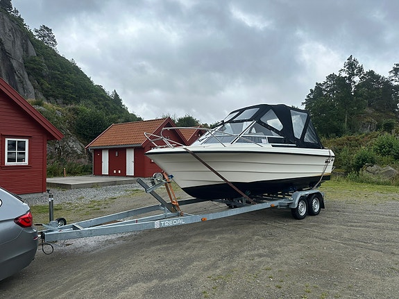 Draco 21 Sportscab 1985 – prosjekt – MerCruiser 4.3 EFI 2 of 15