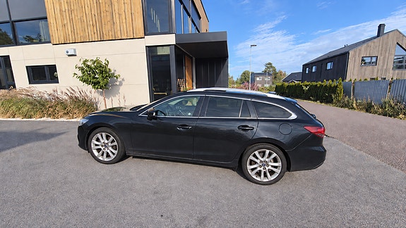 Mazda 6 3 of 9