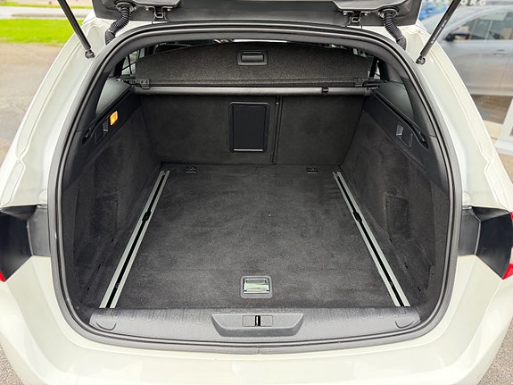 Peugeot 308 14 of 17