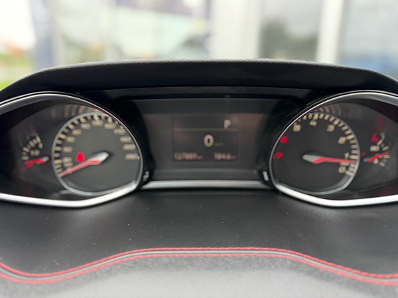 Peugeot 308 17 of 17