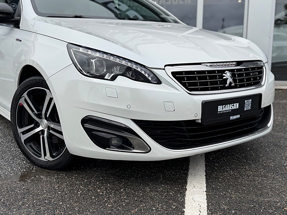 Peugeot 308 5 of 17