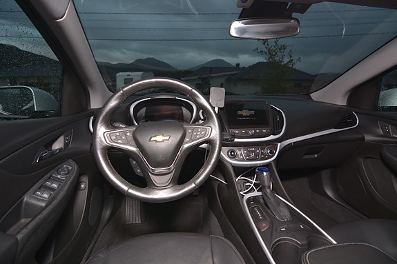 Chevrolet Volt 22 of 27