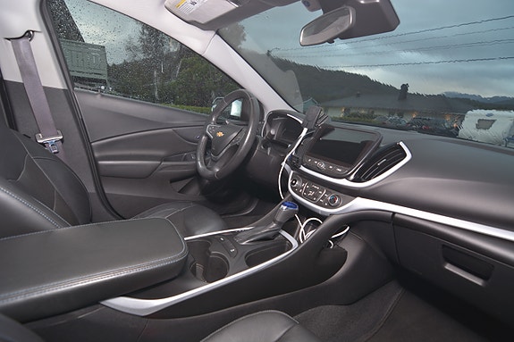 Chevrolet Volt 21 of 27
