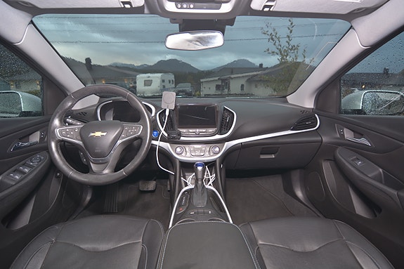 Chevrolet Volt 20 of 27