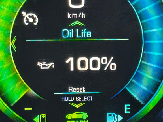 Chevrolet Volt 24 of 27