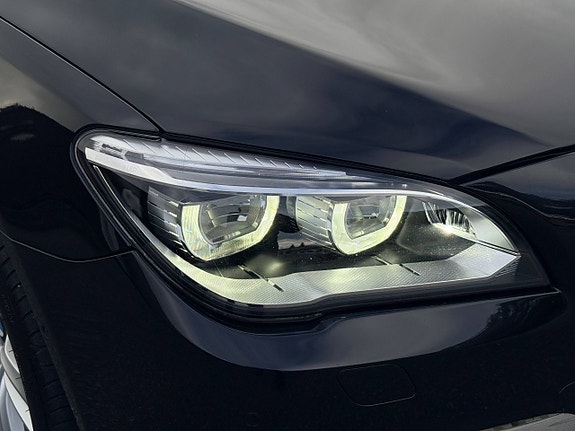 BMW 730d 5 of 30