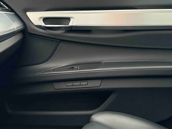 BMW 730d 24 of 30