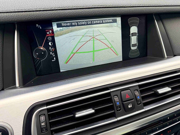 BMW 730d 28 of 30