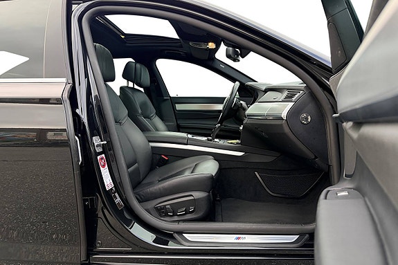 BMW 730d 18 of 30