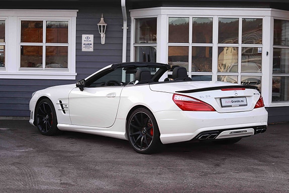 Mercedes-Benz SL63 6 of 15