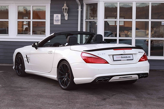 Mercedes-Benz SL63 5 of 15